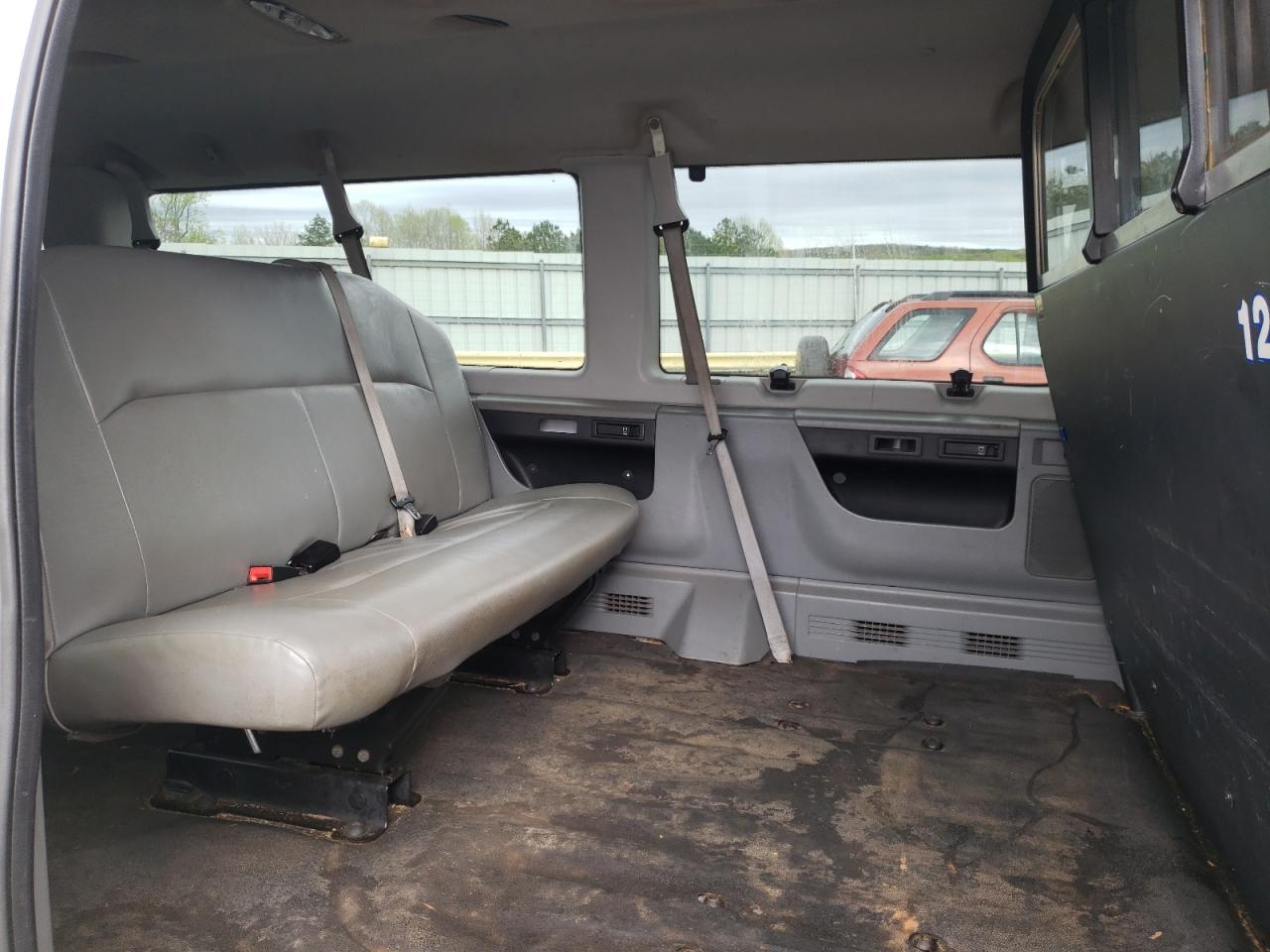 Photo 6 from auction – 2011 FORD ECONOLINE with VIN 1FBSS3BS9BDA33579