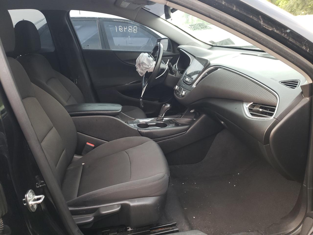 Photo 5 from auction – 2016 CHEVROLET MALIBU LT with VIN 1G1ZE5ST9GF311682