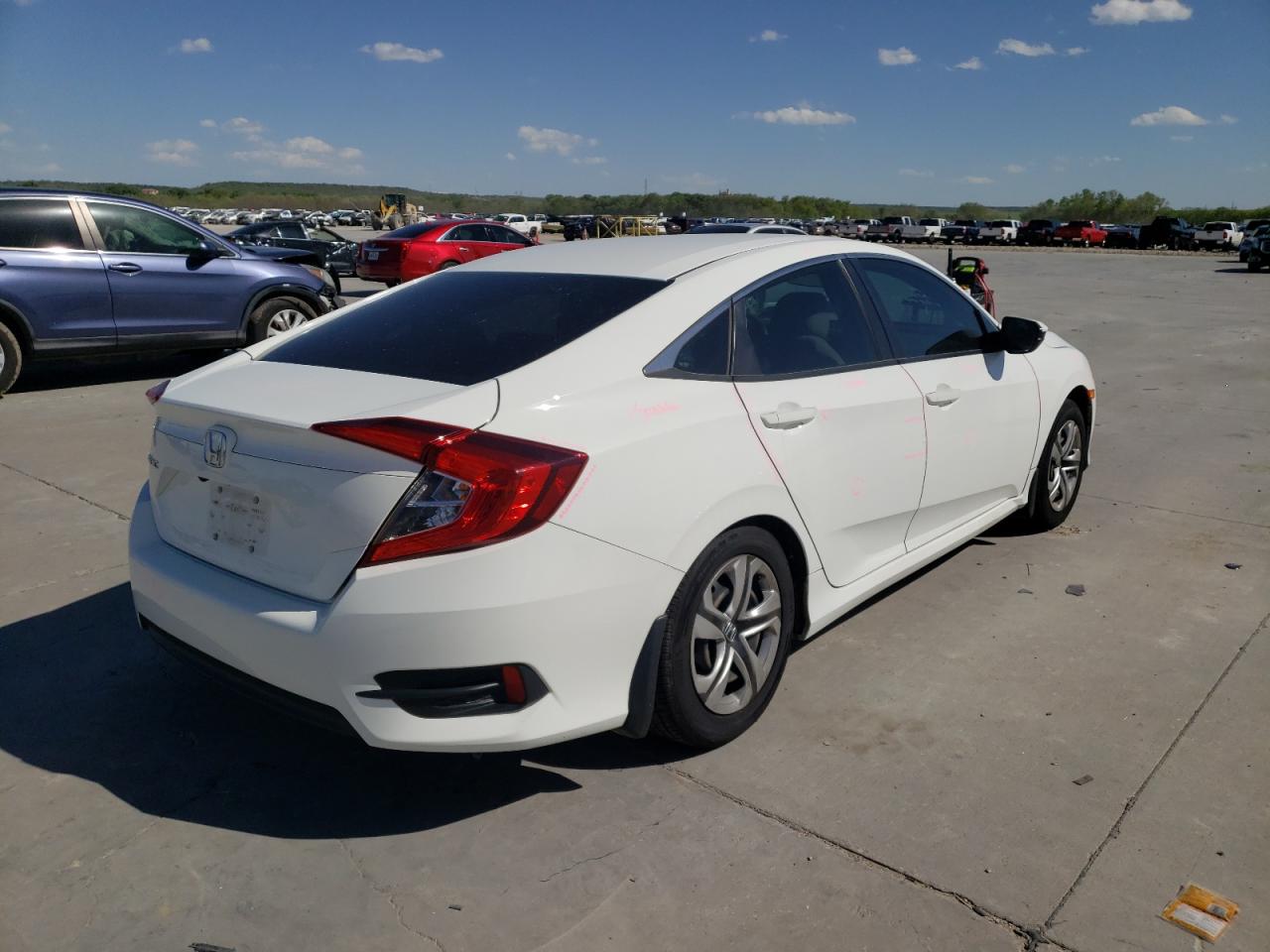 Photo 4 from auction – 2017 HONDA CIVIC LX with VIN 19XFC2F51HE024939