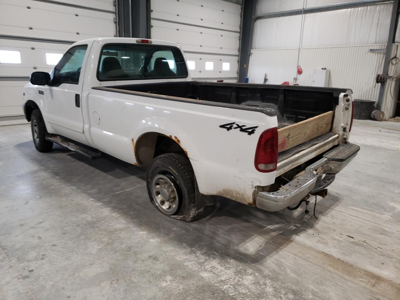 Photo 3 from auction – 2002 FORD F250 SUPER with VIN 1FTNF21L22EA66984