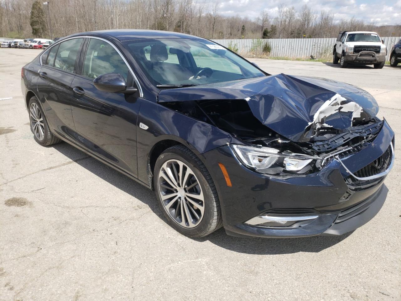 BUICK REGAL PREF 2018 with VIN W04GM6SX6J1130032 - Photo from auction
