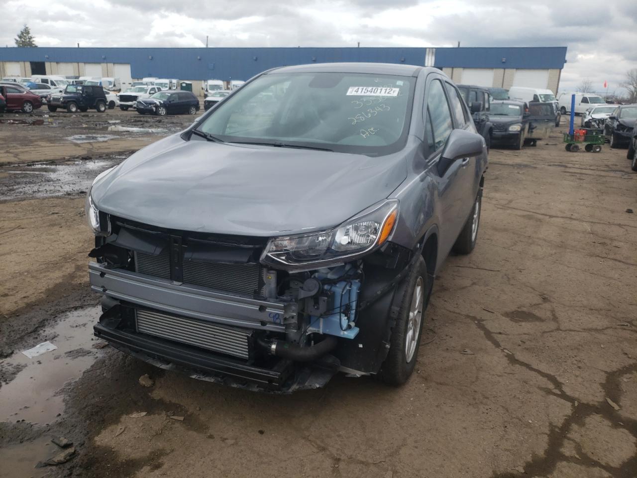 Photo 2 from auction – 2020 CHEVROLET TRAX LS with VIN 3GNCJNSB4LL286343