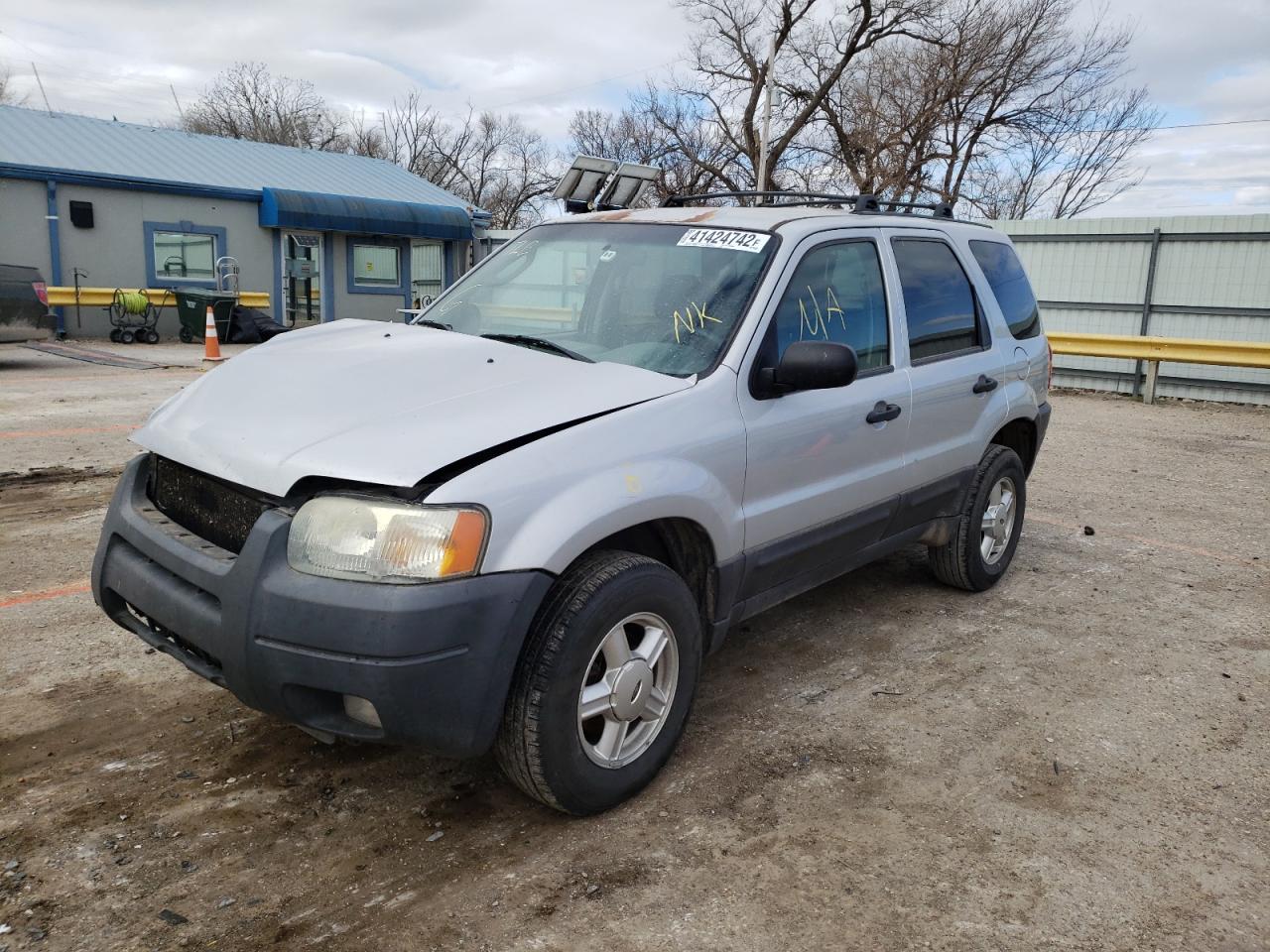 Photo 2 from auction – 2003 FORD ESCAPE XLT with VIN 1FMYU03113KA62507