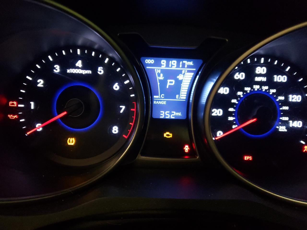 Photo 8 from auction – 2014 HYUNDAI VELOSTER with VIN KMHTC6AD2EU184667