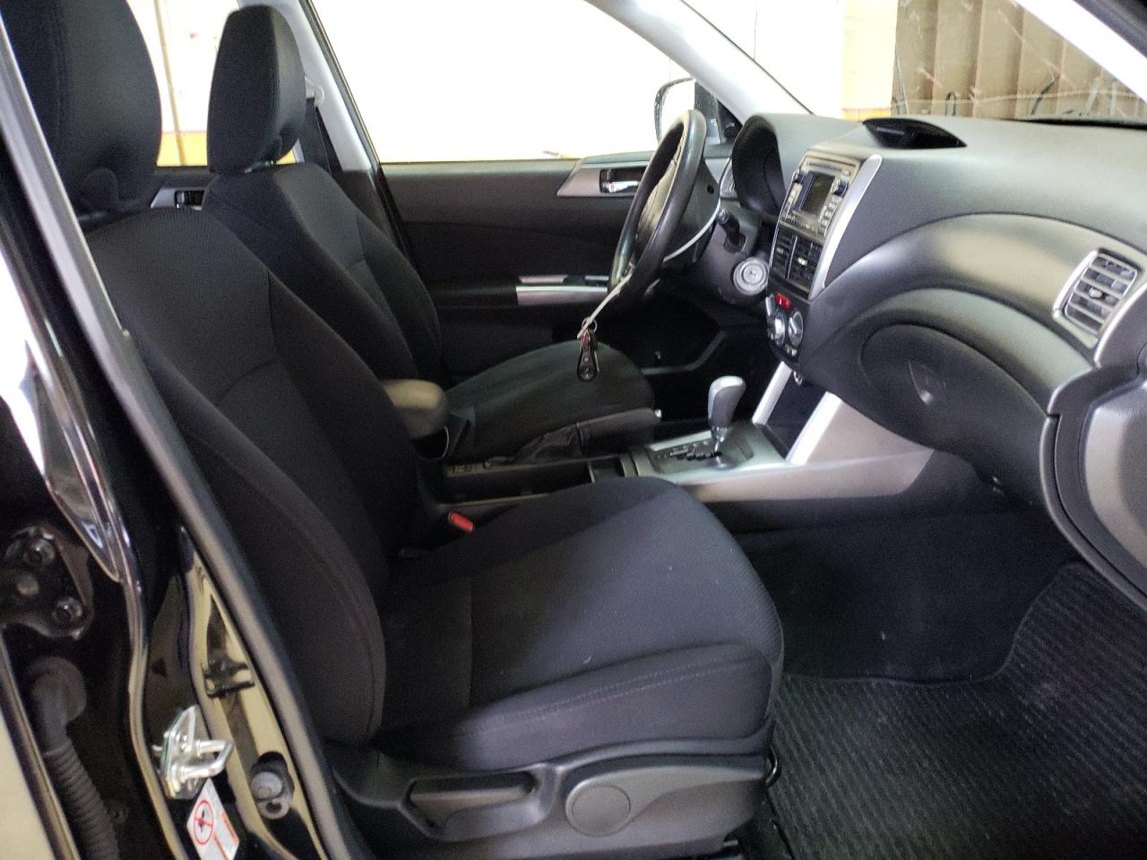 Photo 5 from auction – 2013 SUBARU FORESTER 2 with VIN JF2SHADC5DH445872