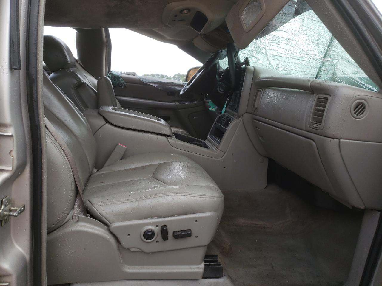Zdjęcie 5 z aukcji – 2004 CHEVROLET SILVERADO z VIN 2GCEK13T541430189