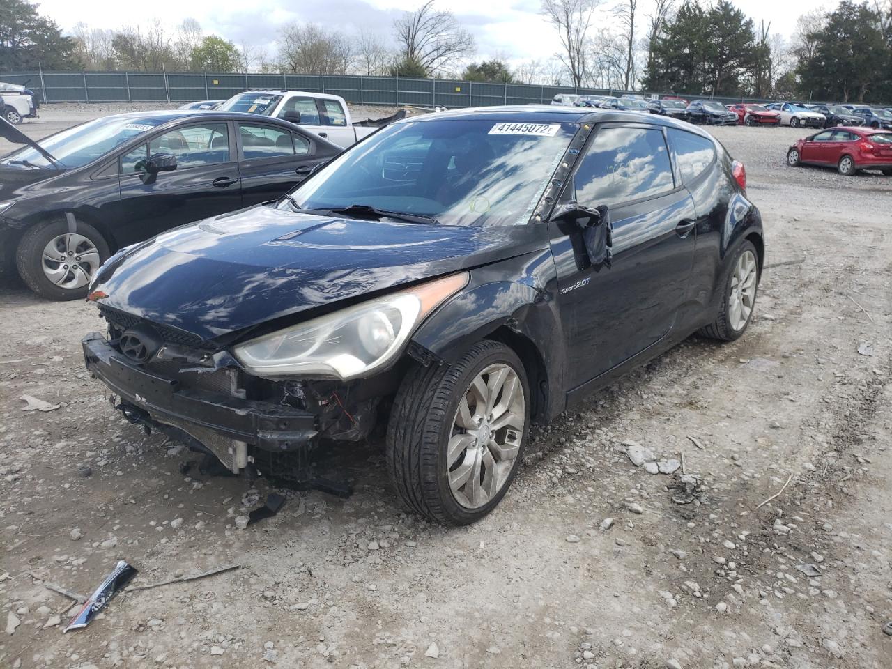 Photo 2 from auction – 2013 HYUNDAI VELOSTER with VIN KMHTC6AD7DU149816