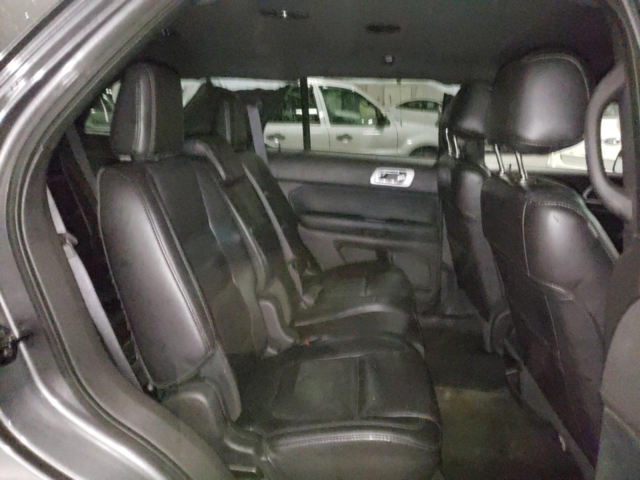 Photo 6 from auction – 2014 FORD EXPLORER X with VIN 1FM5K7D82EGA37179