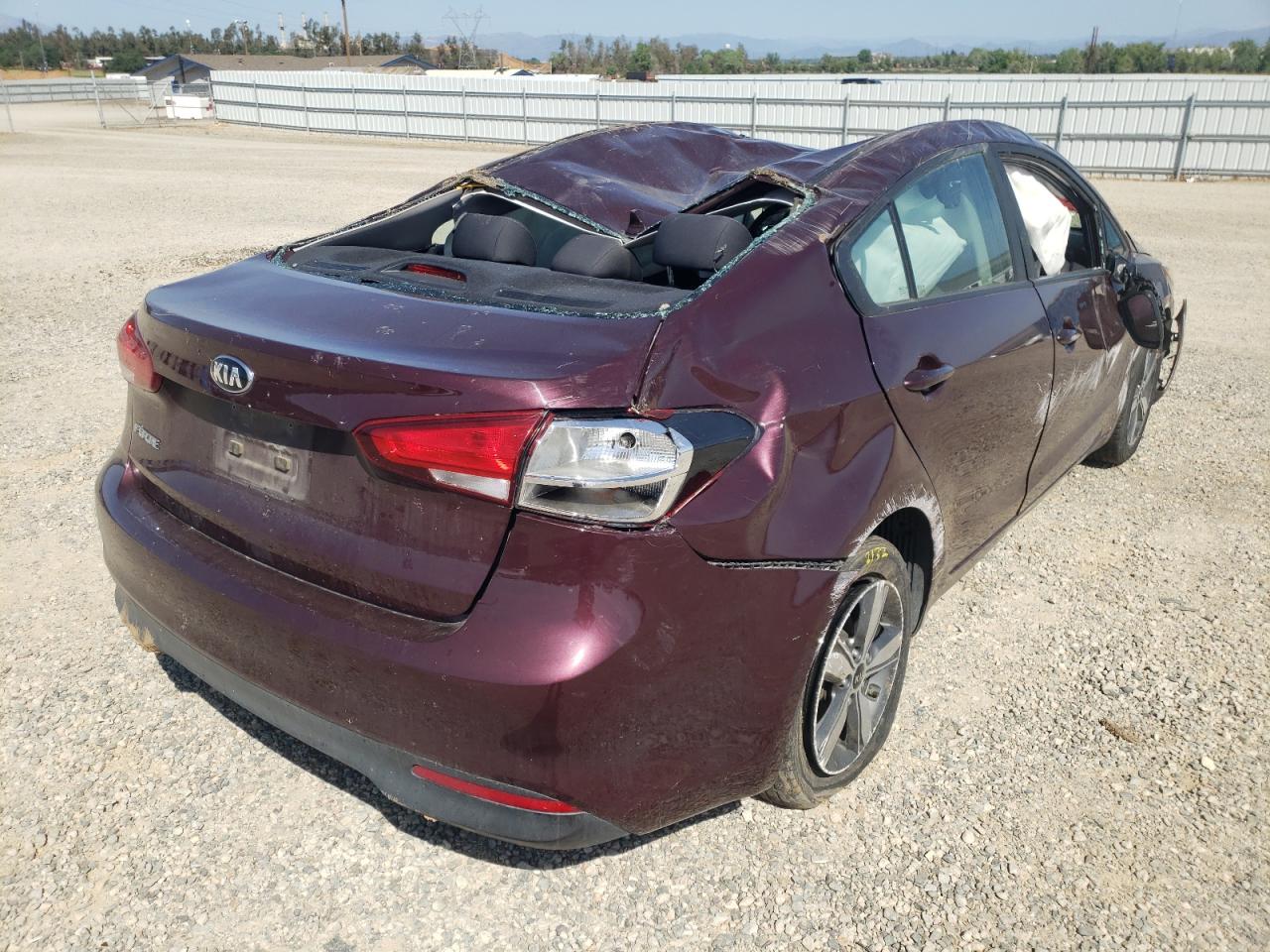 Photo 4 from auction – 2018 KIA FORTE LX with VIN 3KPFL4A78JE243035