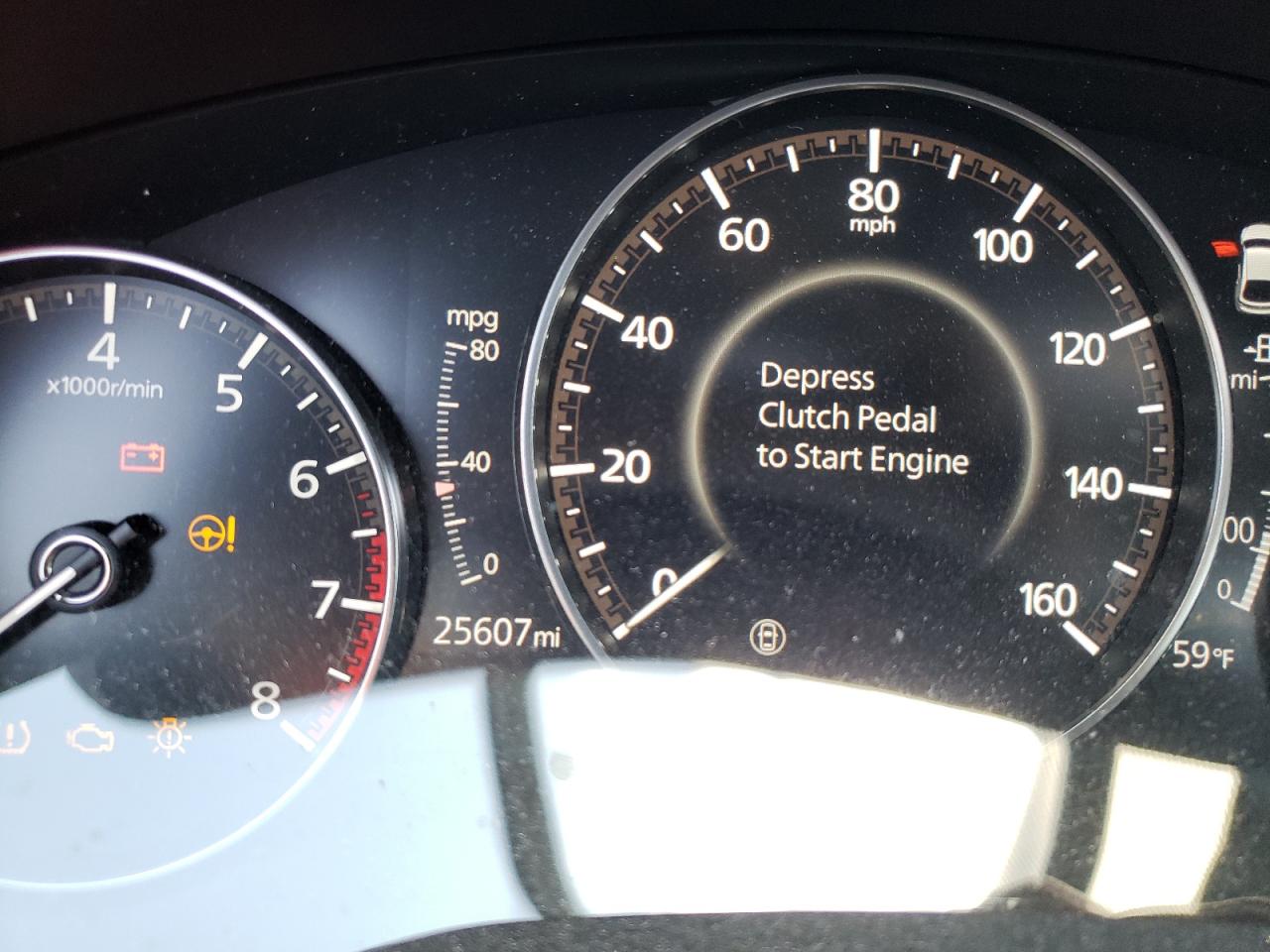 Photo 8 from auction – 2019 MAZDA 3 PREMIUM with VIN JM1BPANM9K1140633