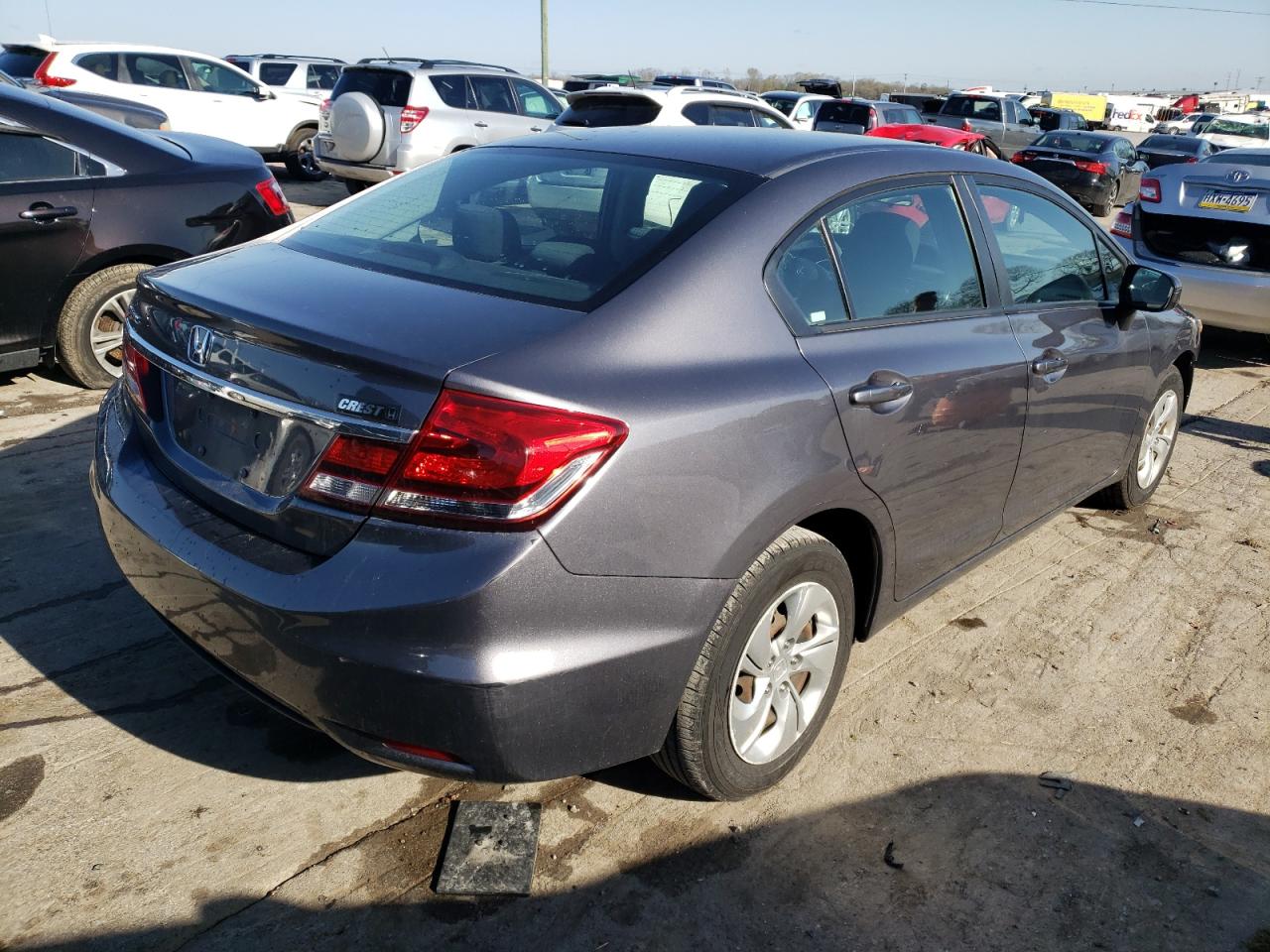 Photo 4 from auction – 2015 HONDA CIVIC LX with VIN 19XFB2F55FE104406
