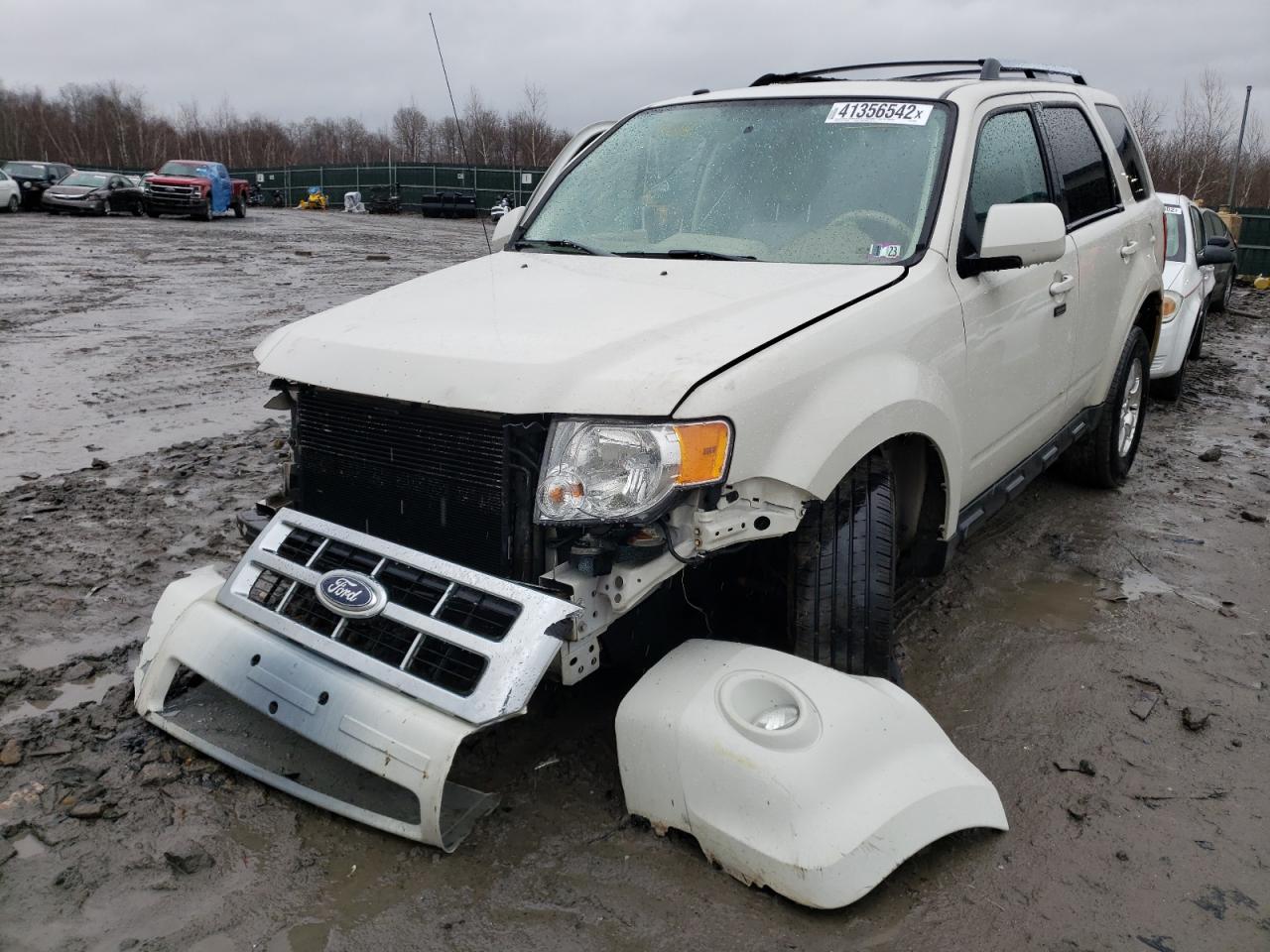 Photo 2 from auction – 2012 FORD ESCAPE LIM with VIN 1FMCU9E72CKC50761
