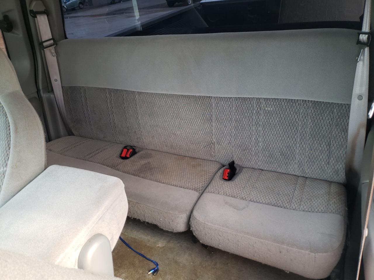 Photo 6 from auction – 1997 FORD F150 with VIN 1FTDX1767VNA95972