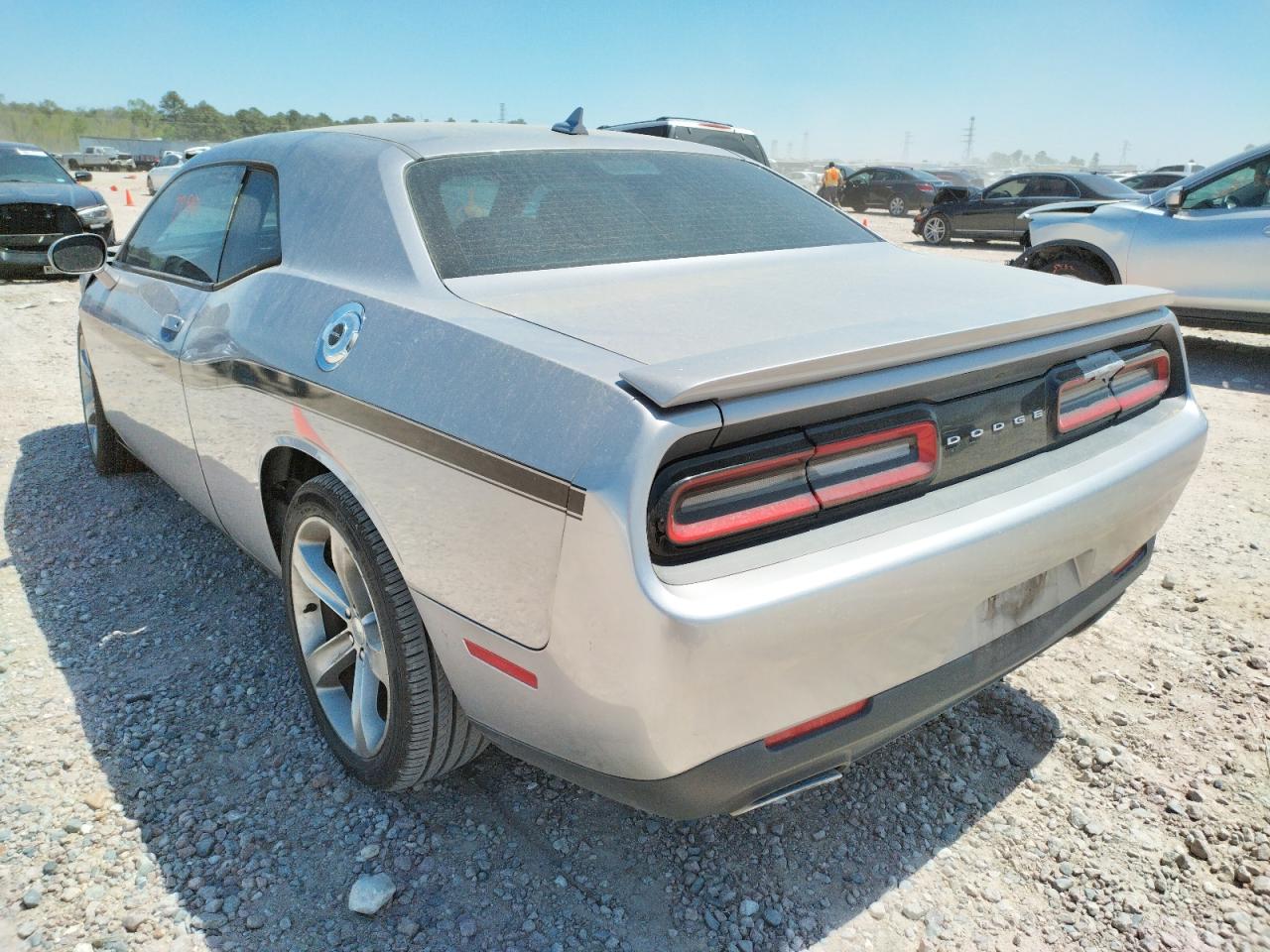 Photo 3 from auction – 2015 DODGE CHALLENGER with VIN 2C3CDZAG1FH728386