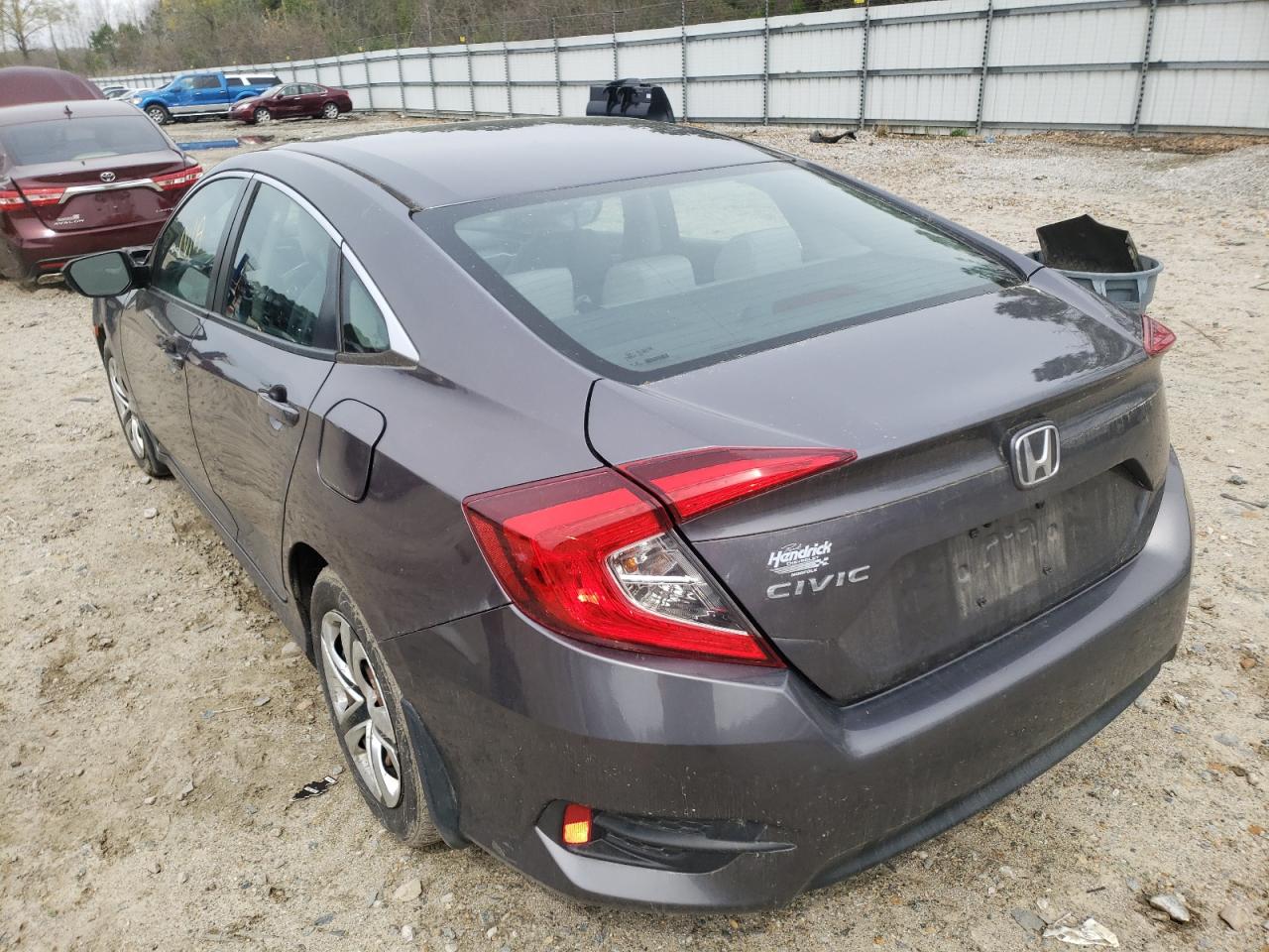 Photo 3 from auction – 2017 HONDA CIVIC LX with VIN 19XFC2F53HE015773