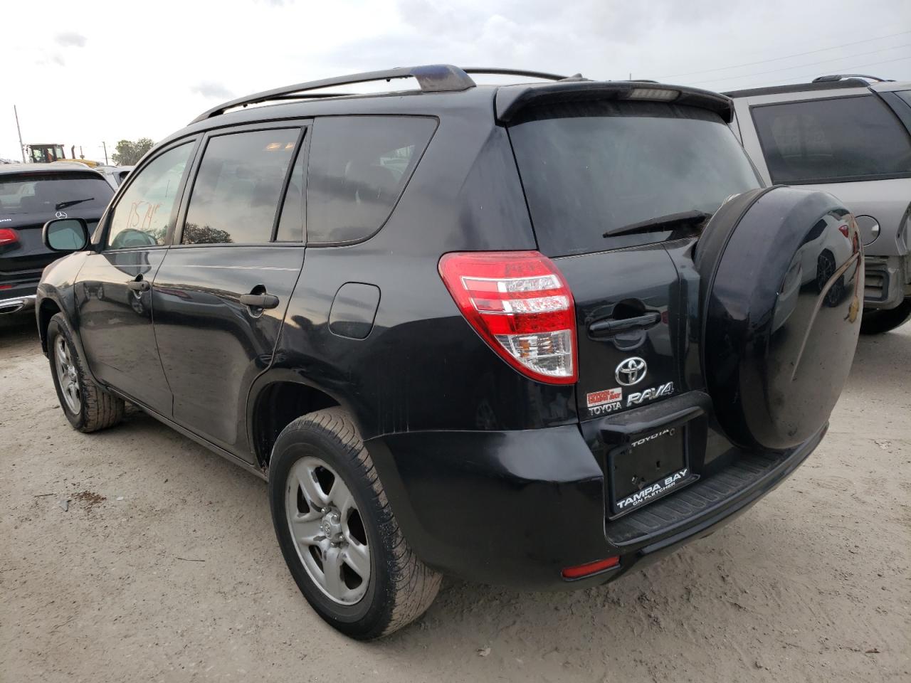Photo 3 from auction – 2010 TOYOTA RAV4 with VIN JTMZF4DV1A5021348