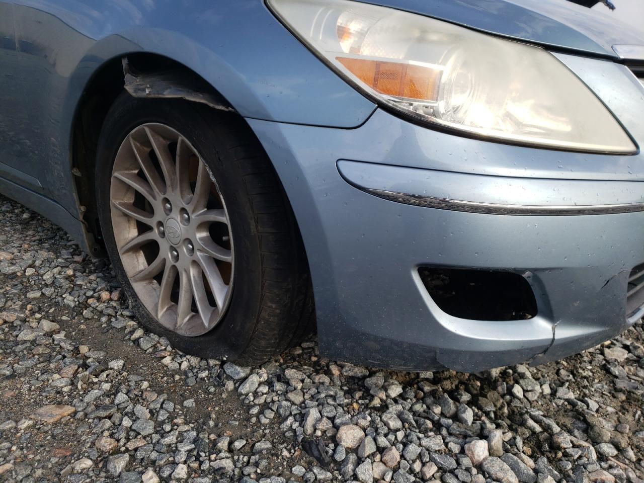 Photo 9 from auction – 2011 HYUNDAI GENESIS 3. with VIN KMHGC4DE1BU134090