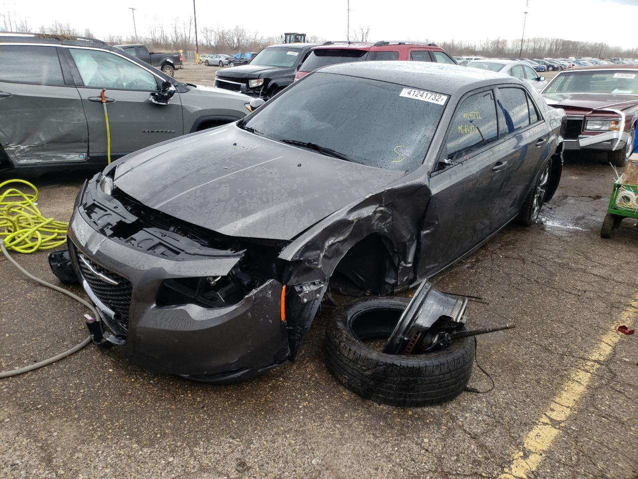 Photo 2 from auction – 2018 CHRYSLER 300 S with VIN 2C3CCAGG6JH143100
