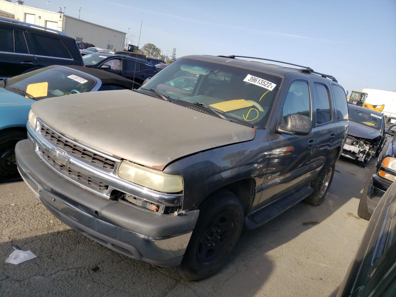 Photo 2 from auction – 2002 CHEVROLET TAHOE C150 with VIN 1GNEC13VX2J305102