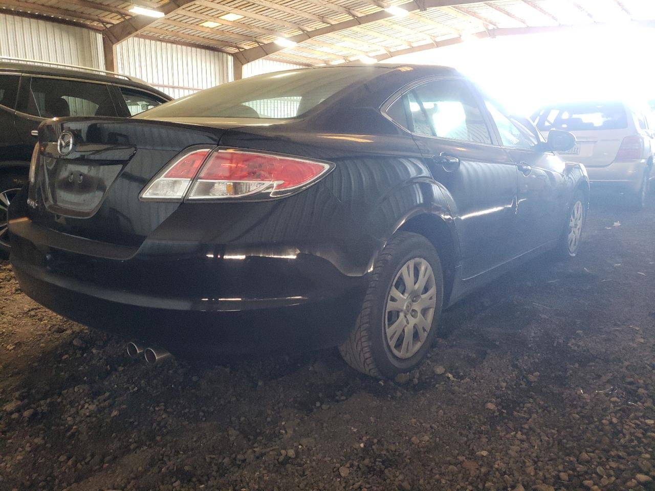 Photo 4 from auction – 2011 MAZDA 6 I with VIN 1YVHZ8BH9B5M19751