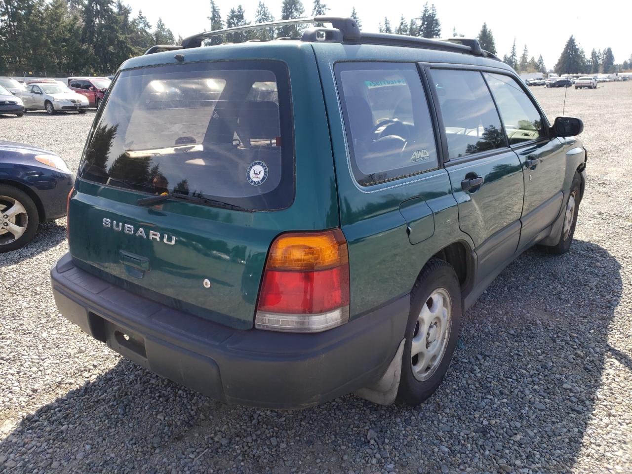 Photo 4 from auction – 2000 SUBARU FORESTER L with VIN JF1SF6352YH711199