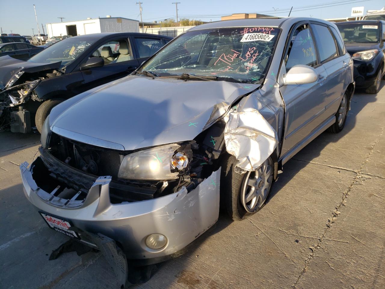 Photo 2 from auction – 2005 KIA SPECTRA5 with VIN KNAFE161755097982