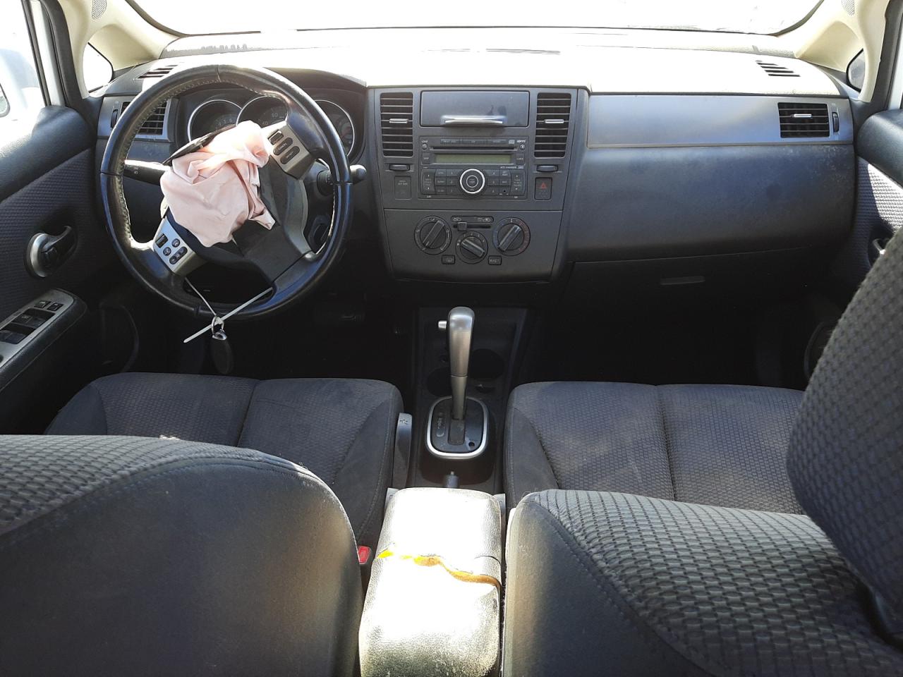 Photo 9 from auction – 2007 NISSAN VERSA S with VIN 3N1BC11E57L426296