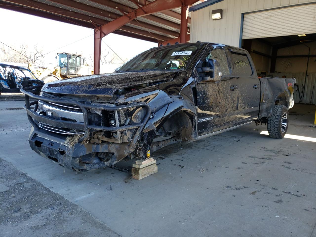 Photo 2 from auction – 2017 FORD F350 SUPER with VIN 1FT8W3BT9HEC55593