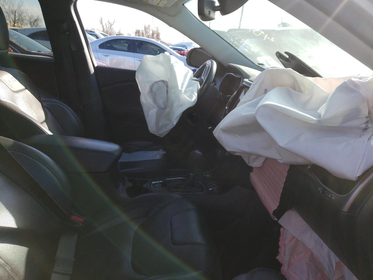 Photo 5 from auction – 2020 JEEP CHEROKEE L with VIN 1C4PJMDX3LD612071