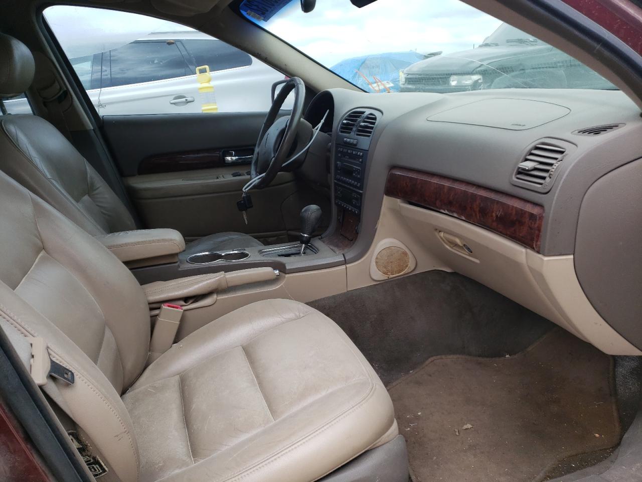 Photo 5 from auction – 2001 LINCOLN LS with VIN 1LNHM87A71Y618564