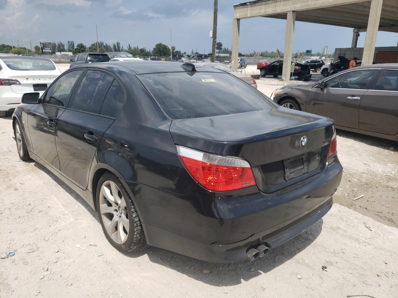 Photo 3 from auction – 2005 BMW 545 I with VIN WBANB33515CN65580