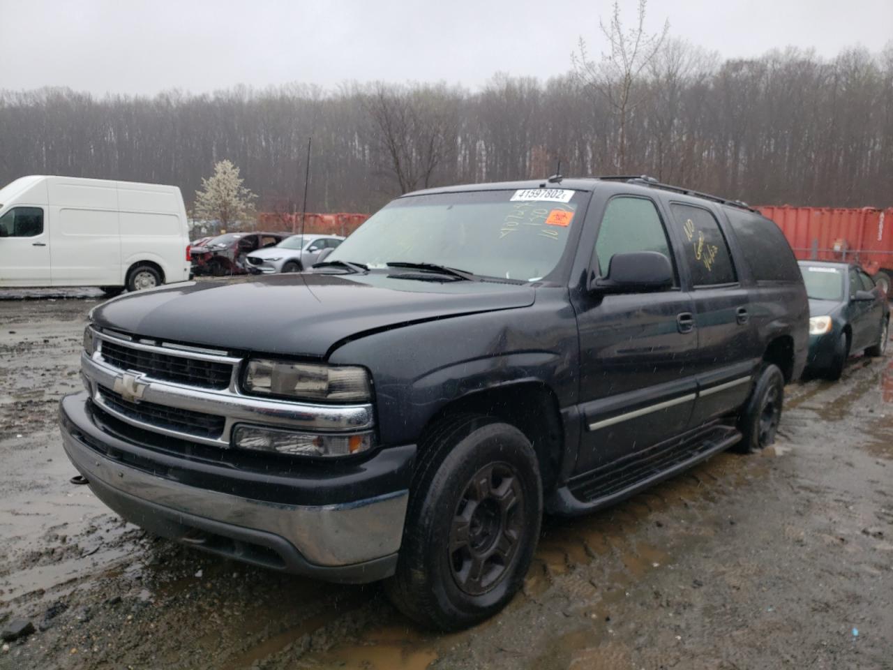 Photo 2 from auction – 2003 CHEVROLET SUBURBAN K with VIN 1GNFK16Z33J228936
