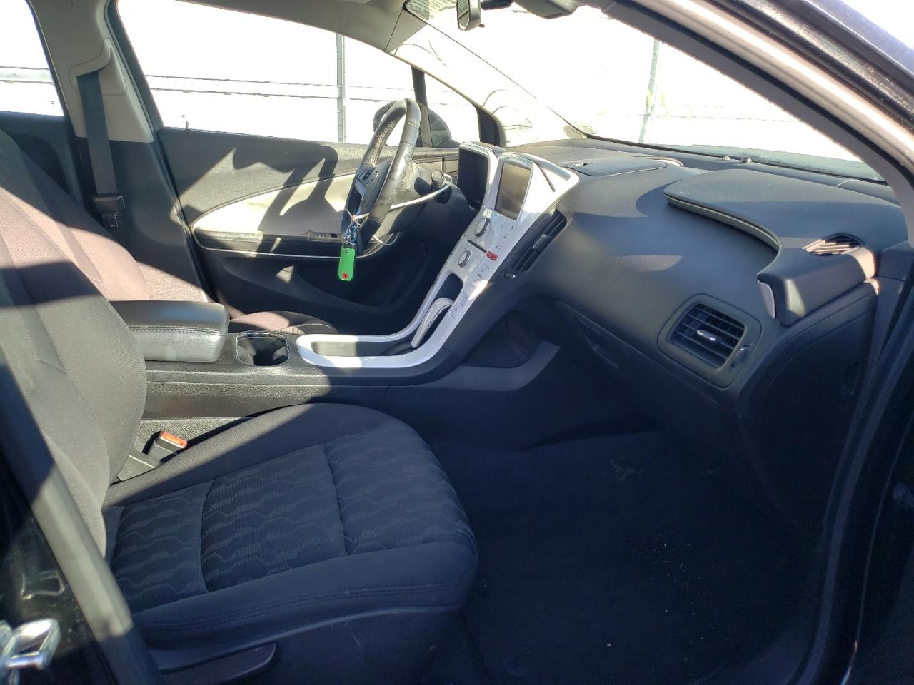 Photo 5 from auction – 2013 CHEVROLET VOLT with VIN 1G1RA6E42DU125012