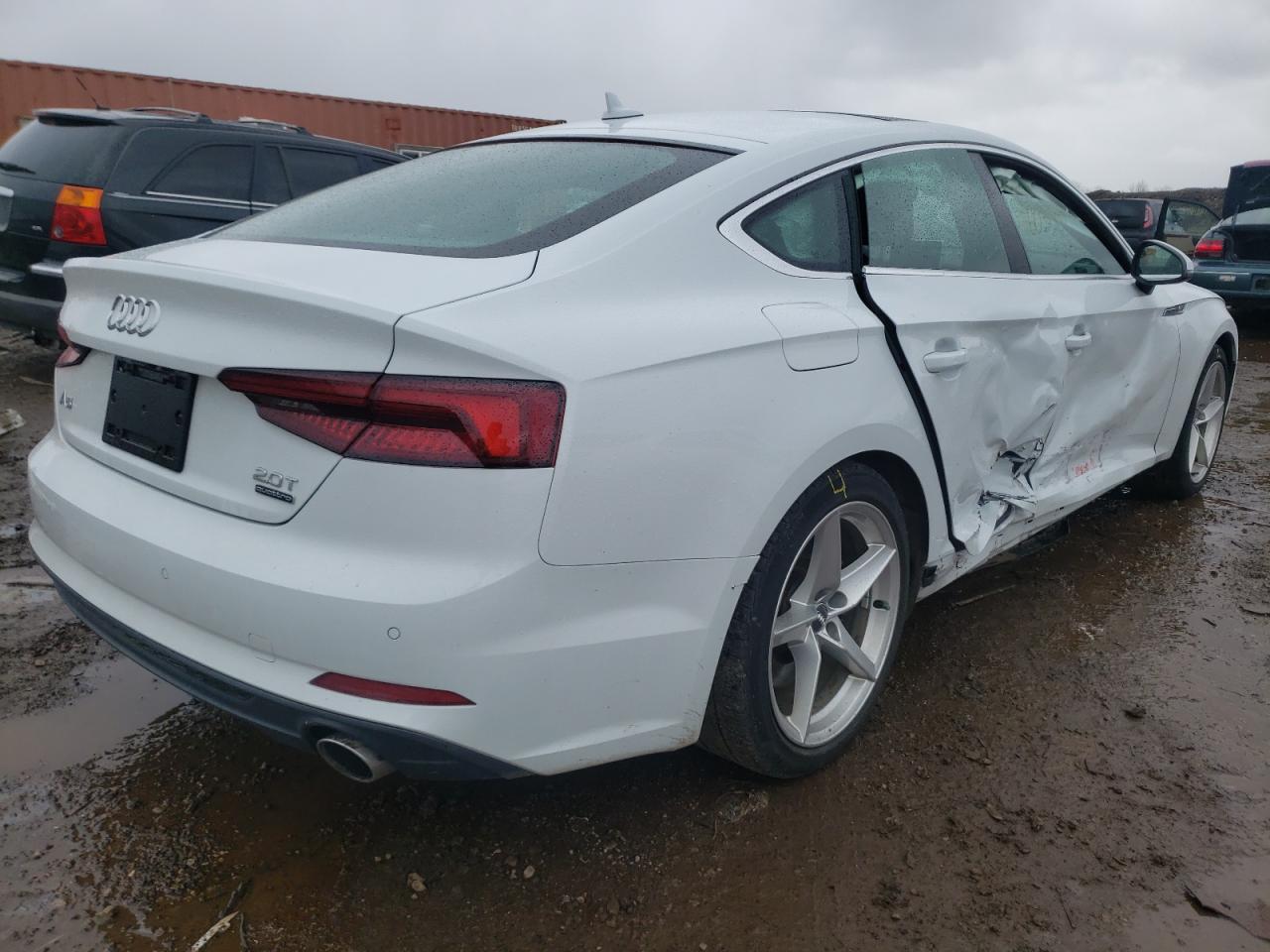 Foto 4 de la subasta – 2018 AUDI A5 PREMIUM con VIN WAUENCF56JA071076
