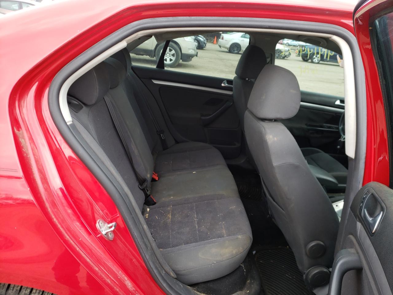 Photo 6 from auction – 2008 VOLKSWAGEN JETTA S with VIN 3VWHM71K88M021684