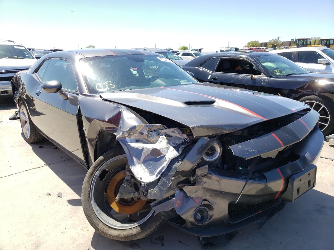 DODGE CHALLENGER 2016 with VIN 2C3CDZBT6GH184951 - Photo from auction