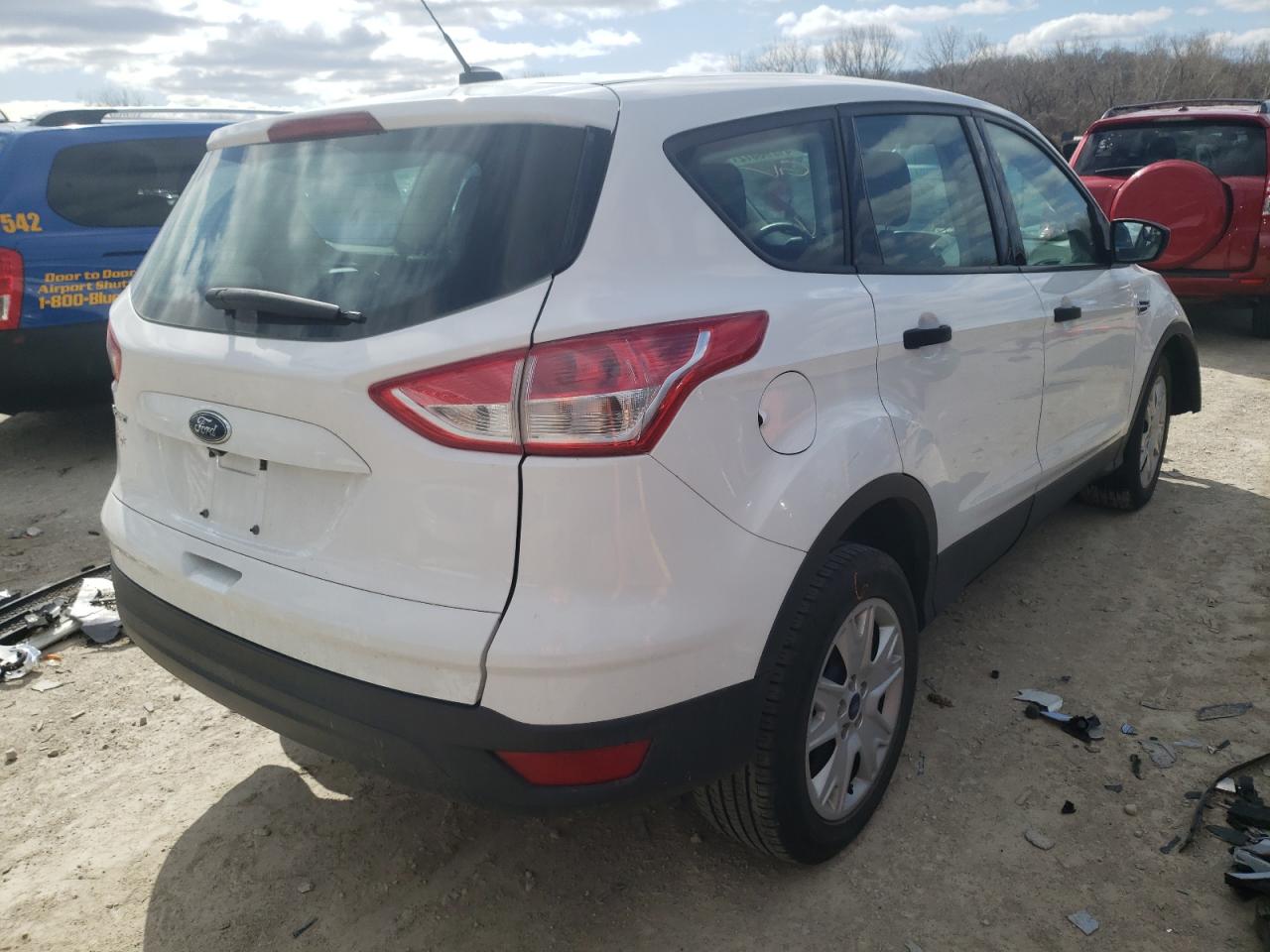 Photo 4 from auction – 2014 FORD ESCAPE S with VIN 1FMCU0F79EUC29326