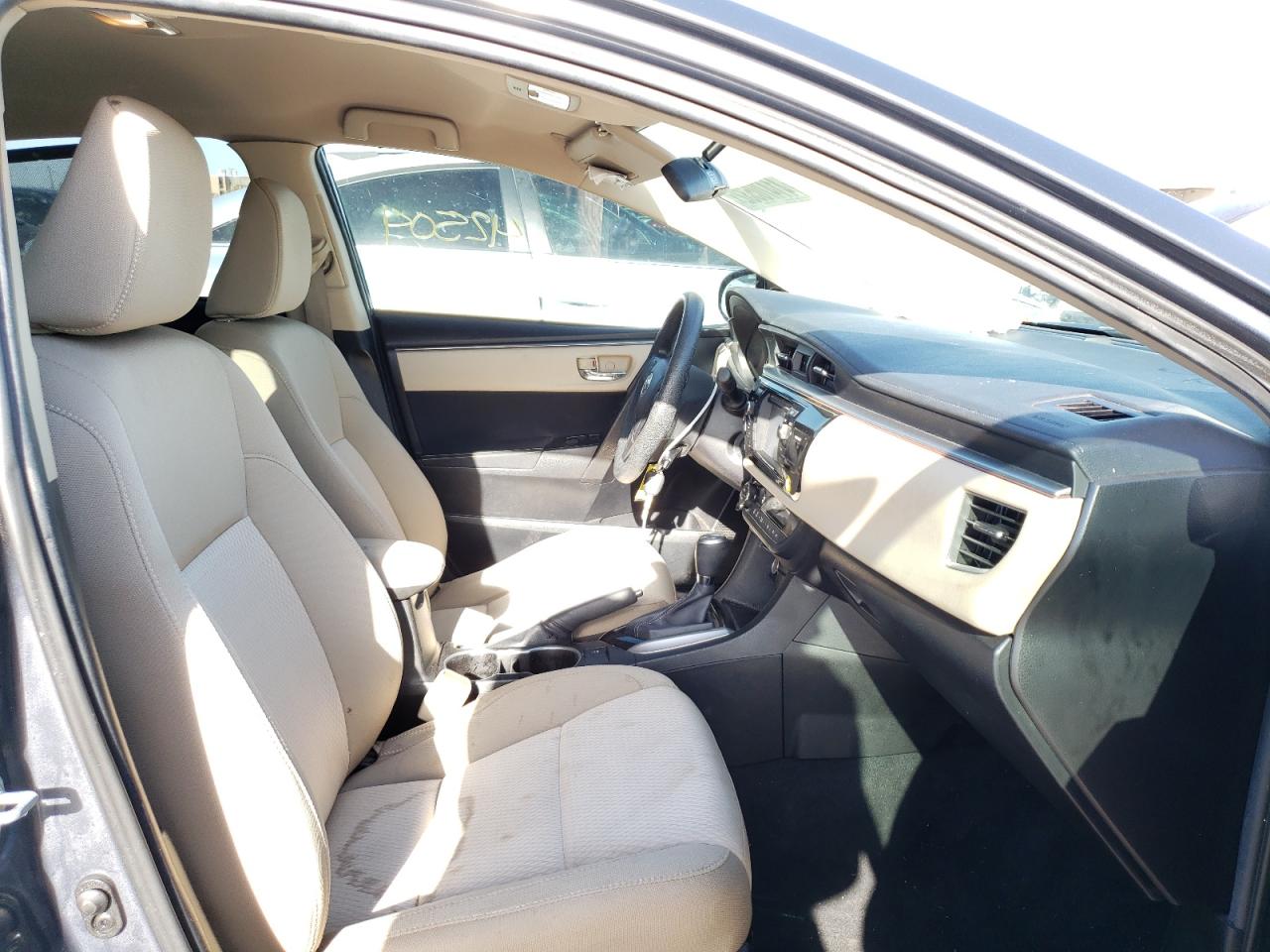 Photo 5 from auction – 2015 TOYOTA COROLLA L with VIN 5YFBURHE5FP263696