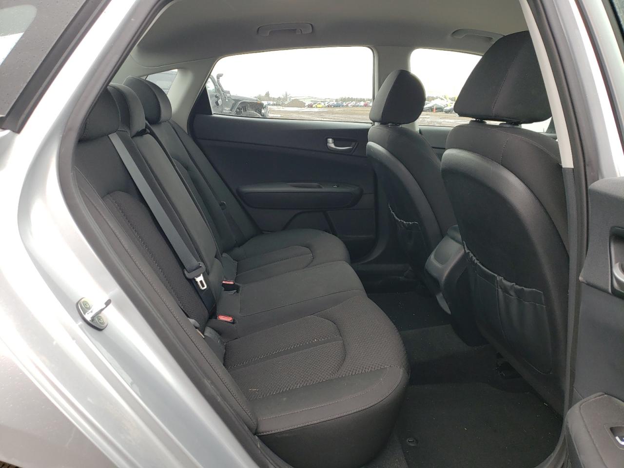 Photo 6 from auction – 2016 KIA OPTIMA LX with VIN 5XXGT4L38GG004213