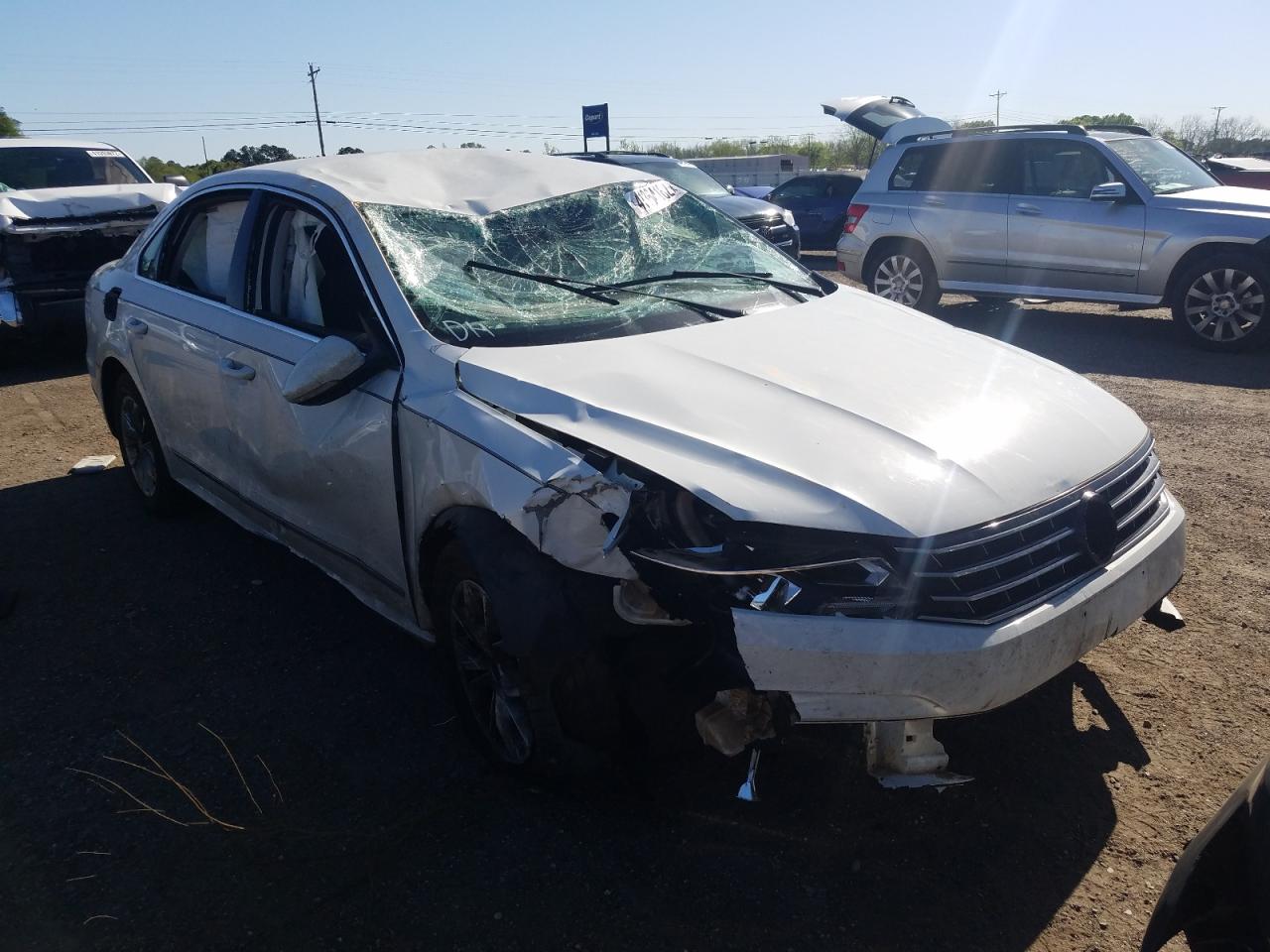Photo 1 from auction – 2016 VOLKSWAGEN PASSAT S with VIN 1VWAS7A32GC010065