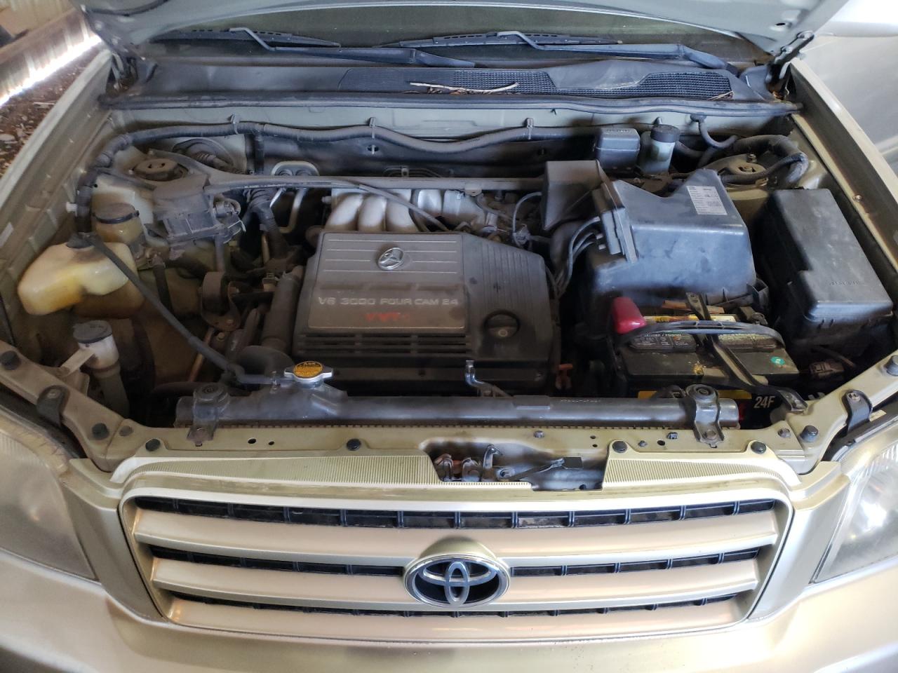 Photo 7 from auction – 2002 TOYOTA HIGHLANDER with VIN JTEHF21A720079976