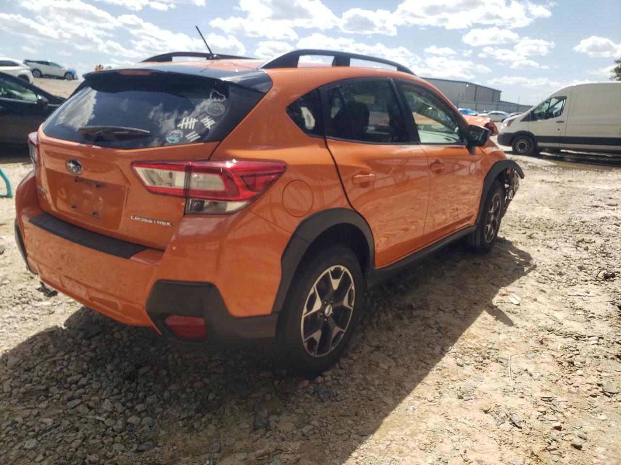 Photo 4 from auction – 2018 SUBARU CROSSTREK with VIN JF2GTAACXJ9207790