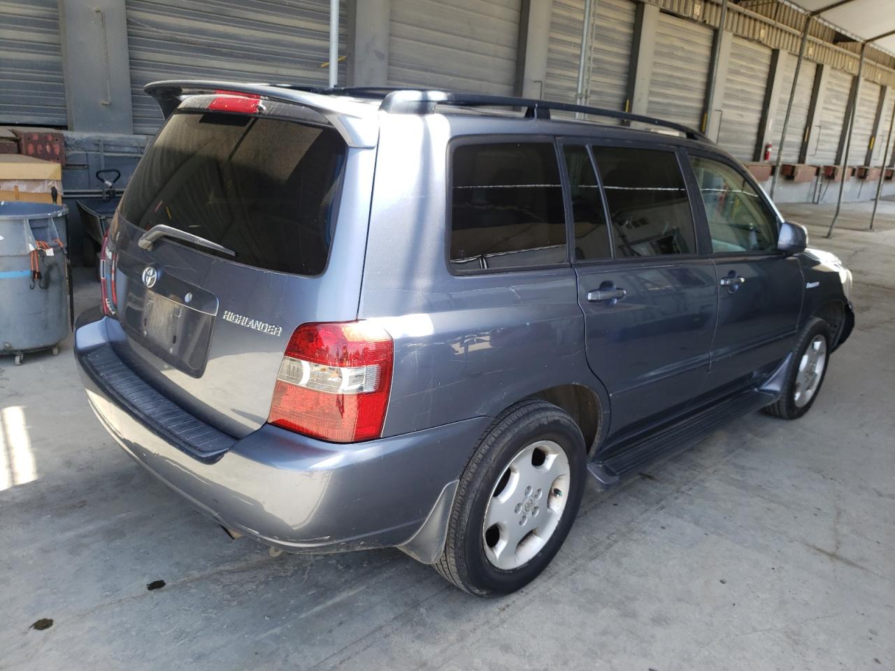 Photo 4 from auction – 2006 TOYOTA HIGHLANDER with VIN JTEEP21A760148302