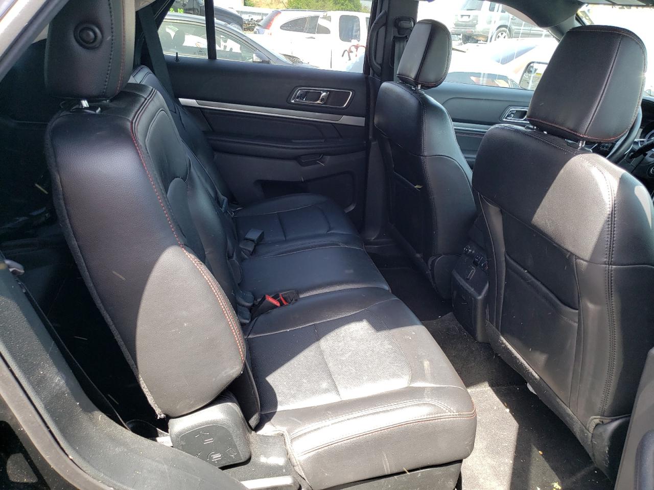 Photo 6 from auction – 2018 FORD EXPLORER S with VIN 1FM5K8GT6JGC28104