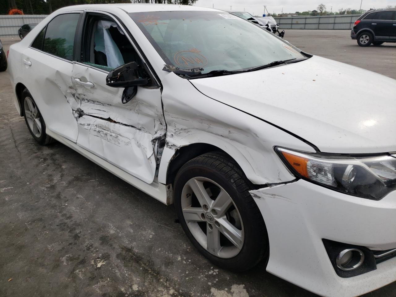 Photo 9 from auction – 2014 TOYOTA CAMRY with VIN 4T1BF1FK0EU789963