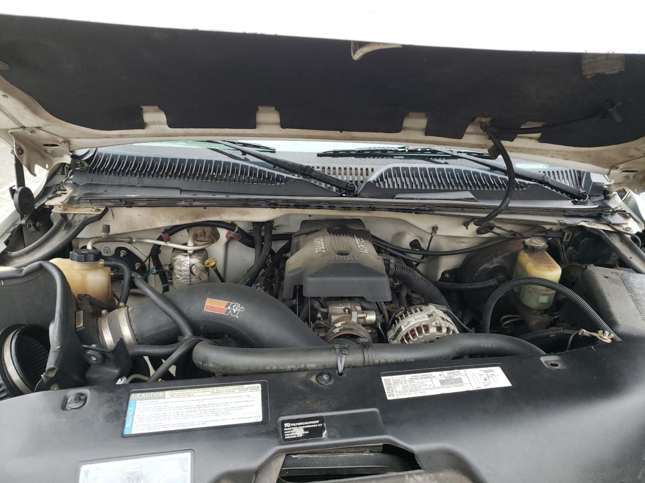 Photo 7 from auction – 2000 CHEVROLET SILVERADO with VIN 1GCEC14T9YZ283769