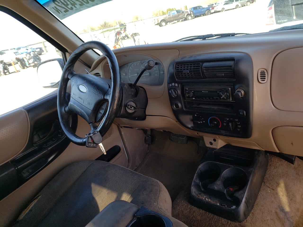 Photo 9 from auction – 2002 FORD RANGER SUP with VIN 1FTZR45E62PB25510