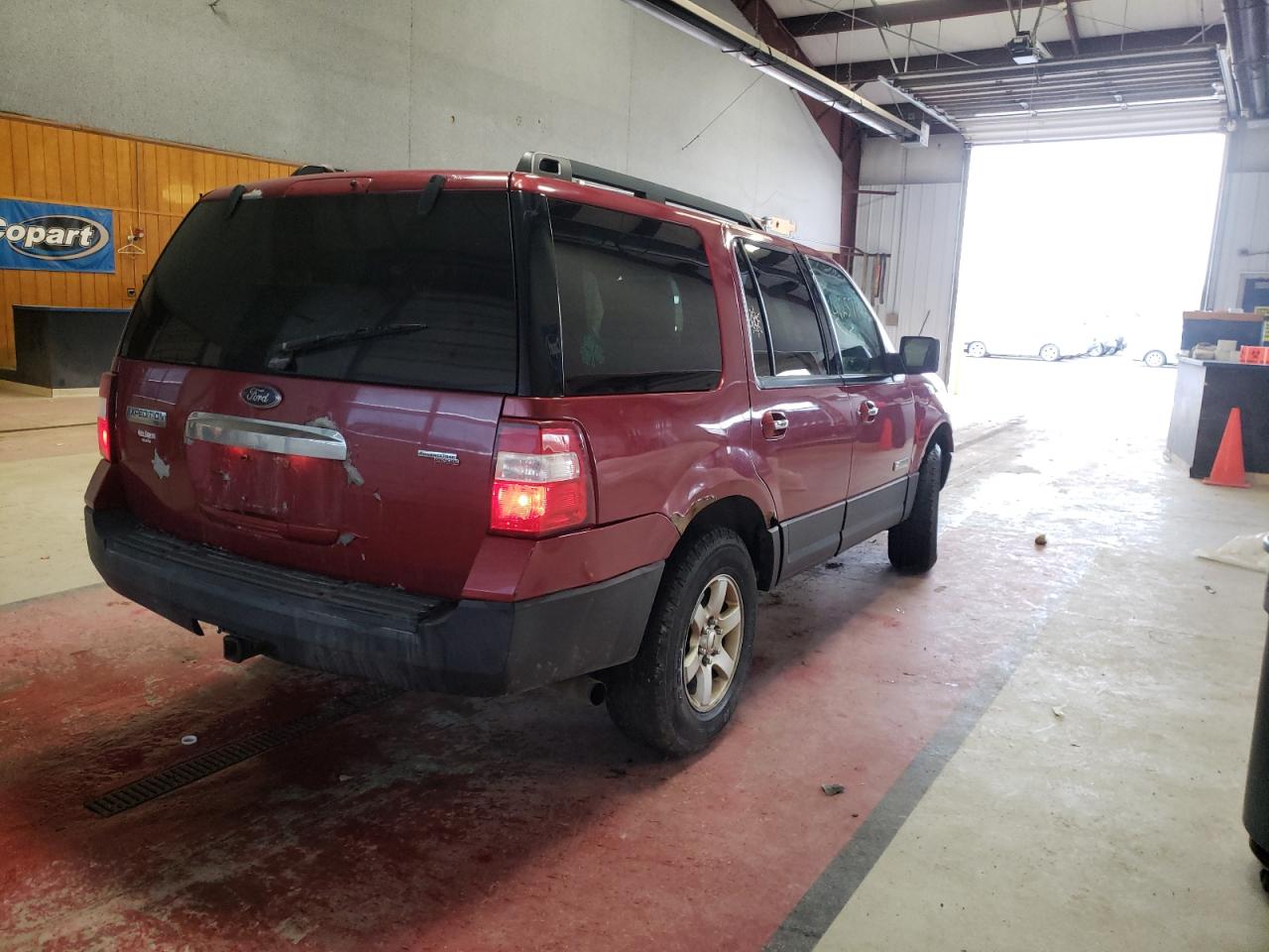 Photo 4 from auction – 2007 FORD EXPEDITION with VIN 1FMFU16587LA88307