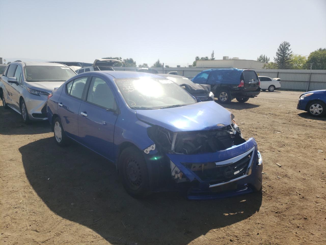 Photo 1 from auction – 2015 NISSAN VERSA S with VIN 3N1CN7AP9FL826606