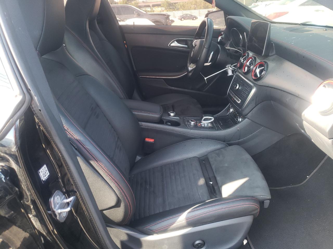 Photo 5 from auction – 2019 MERCEDES-BENZ CLA 45 AMG with VIN WDDSJ5CB4KN763523